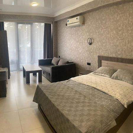 Hotel Golden Lion Kobuleti Exterior foto